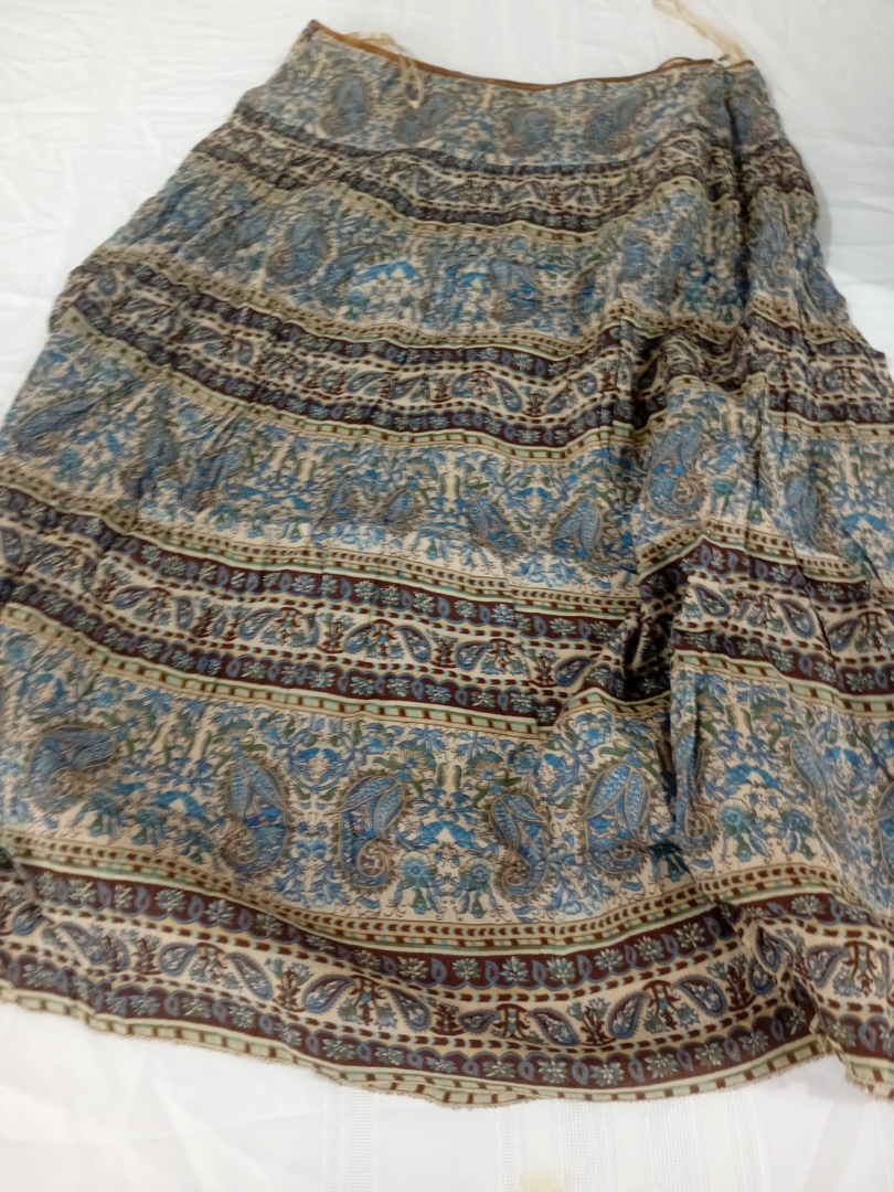 ジョーンズ ニューヨーク シグネチャー ペイズリー スカート