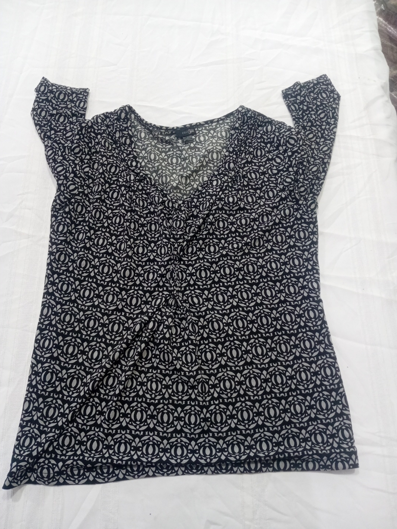 east5th Express ESSENTIEL Antwerp Women's Top Bund..