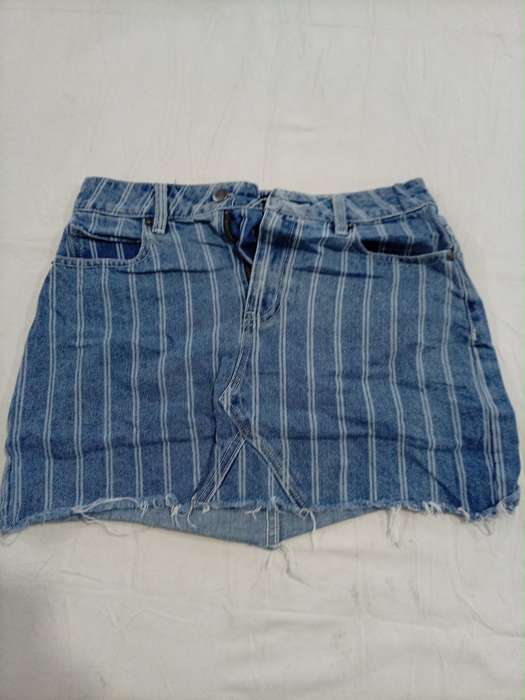 Jupe en denim rayée RVCA avec ourlet effiloché - T..