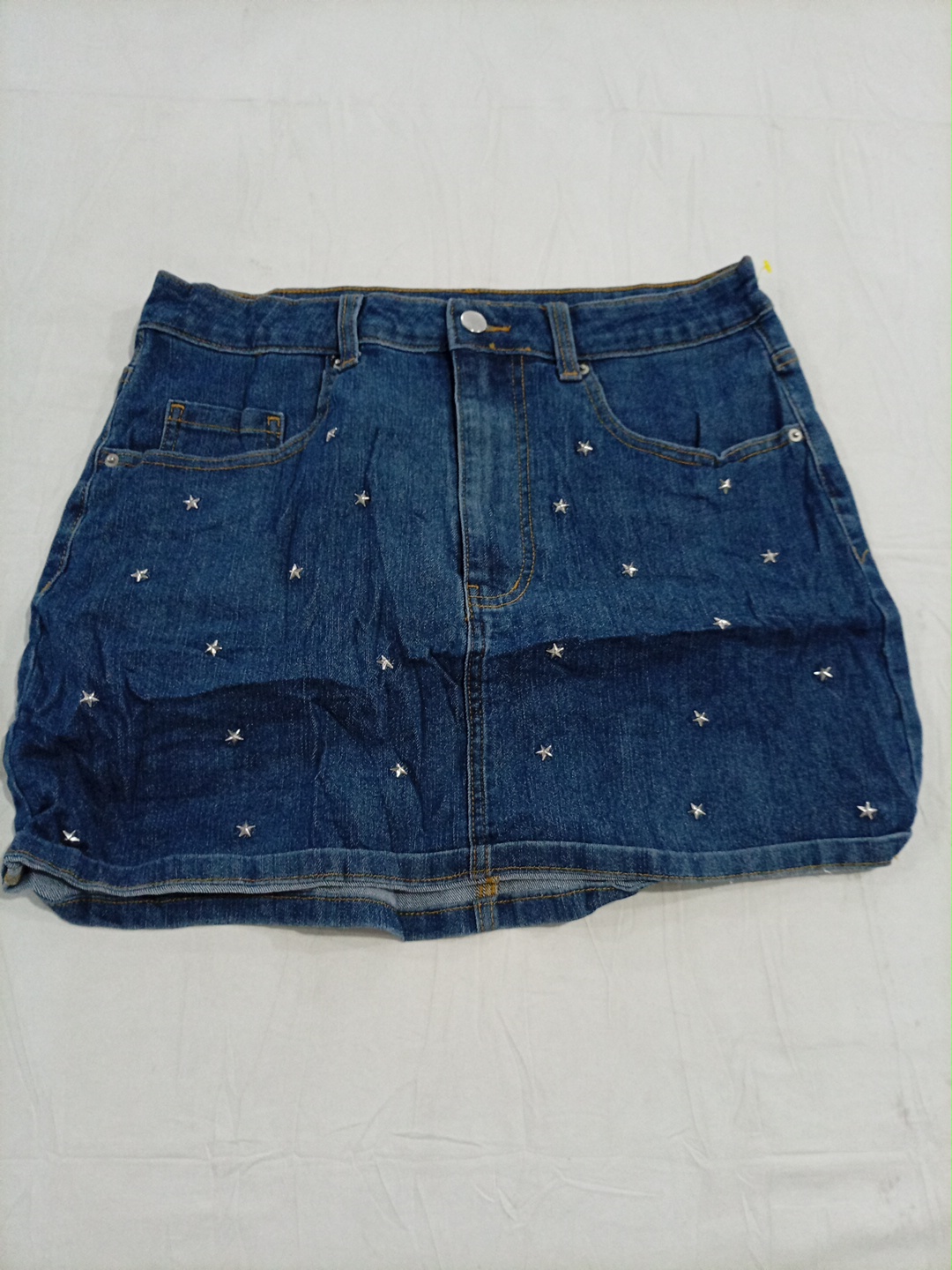 Jupe en denim mini brodée étoile No Boundaries