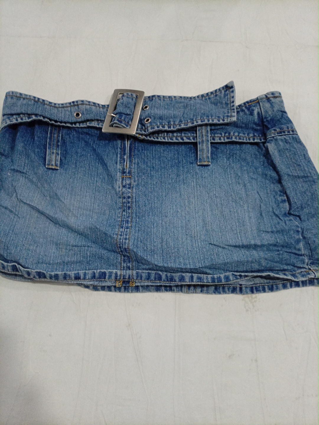 Jupe en jean LTB avec ceinture à boucle
