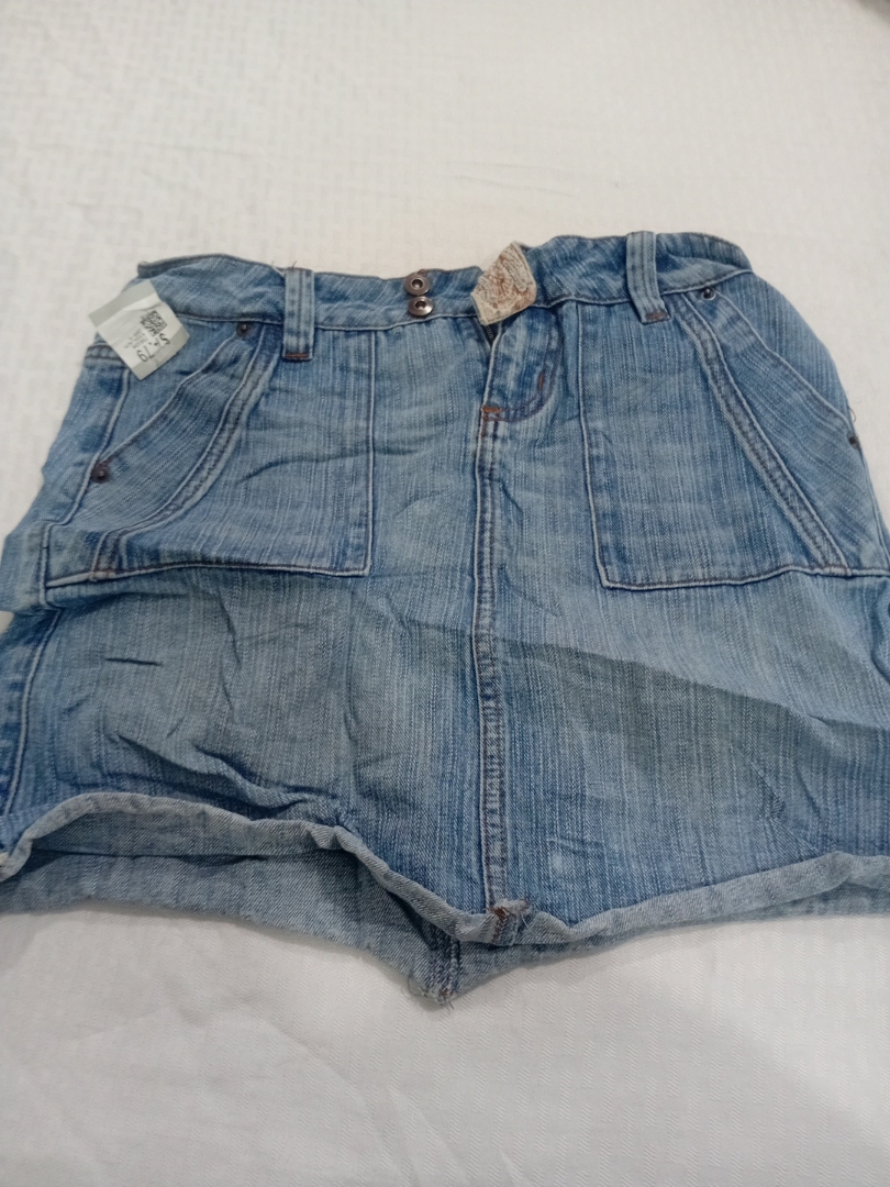 Jupe en denim GAP avec coutures contrastées et poc..