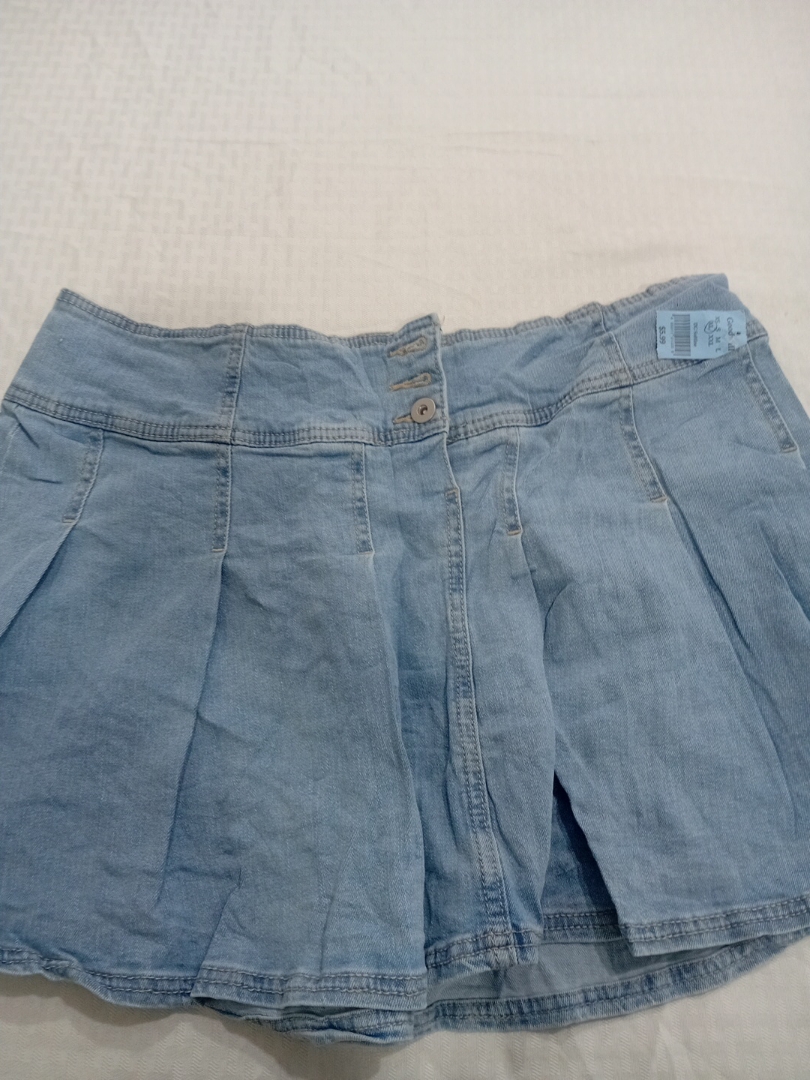 No Boundaries Light Wash Denim Pleated Mini Skirt ..