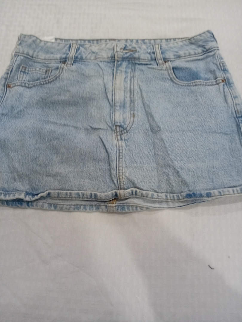 PacSun Light Wash Denim Mini Skirt Size 27