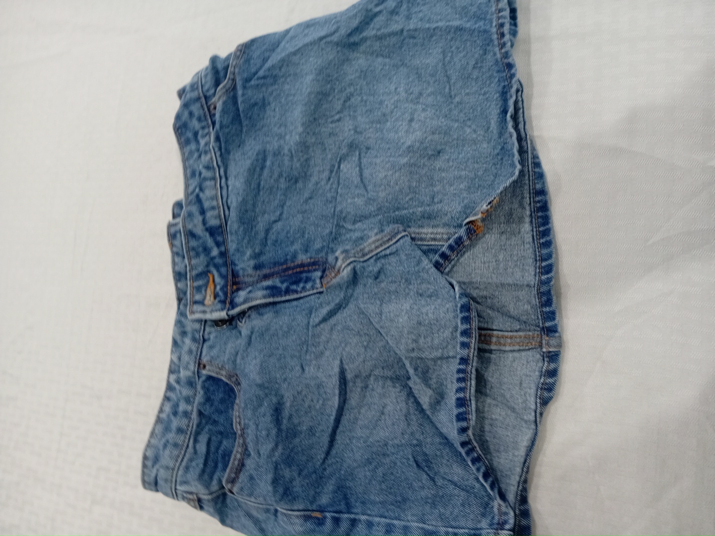 Jupe mini en denim bleu Future Collective taille S