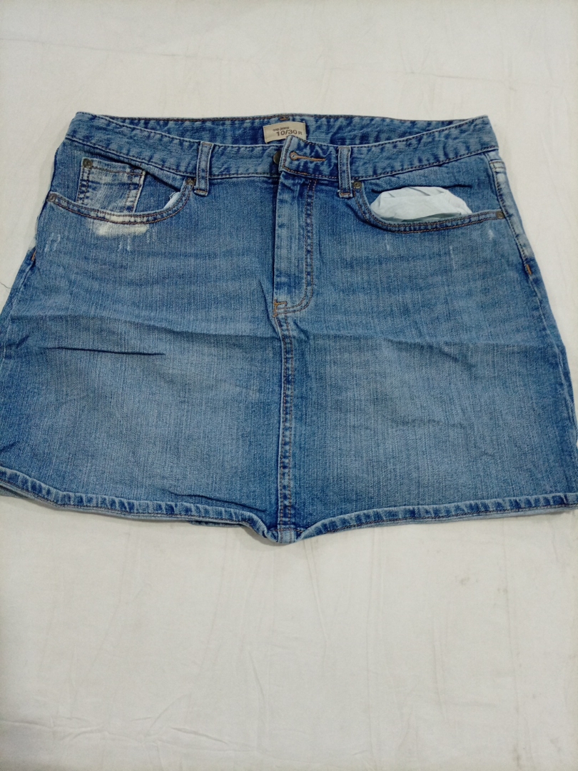 Gap Light Wash Denim Mini Skirt Size 10
