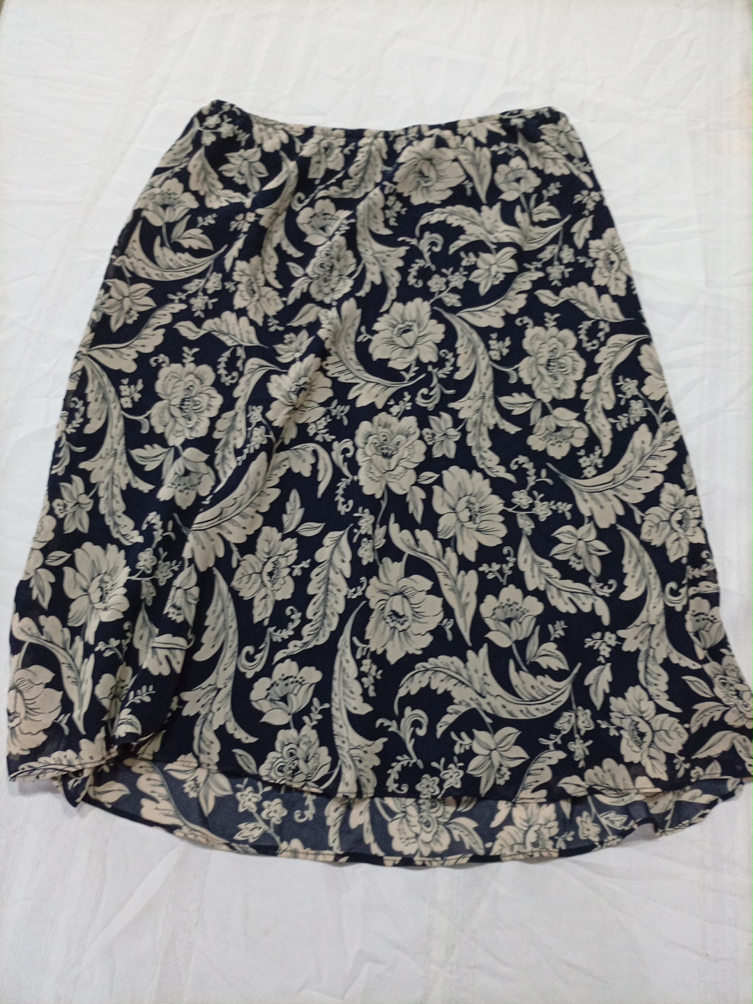 Black Floral Print Midi Skirt with Elastic Waist