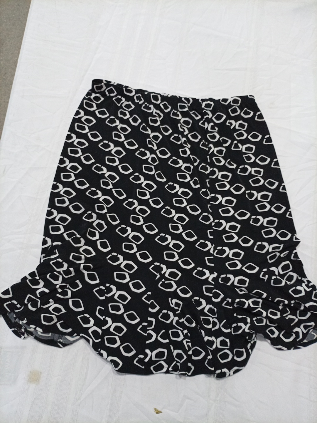 Tanjay Petites Black and White Geometric Print Ruf..