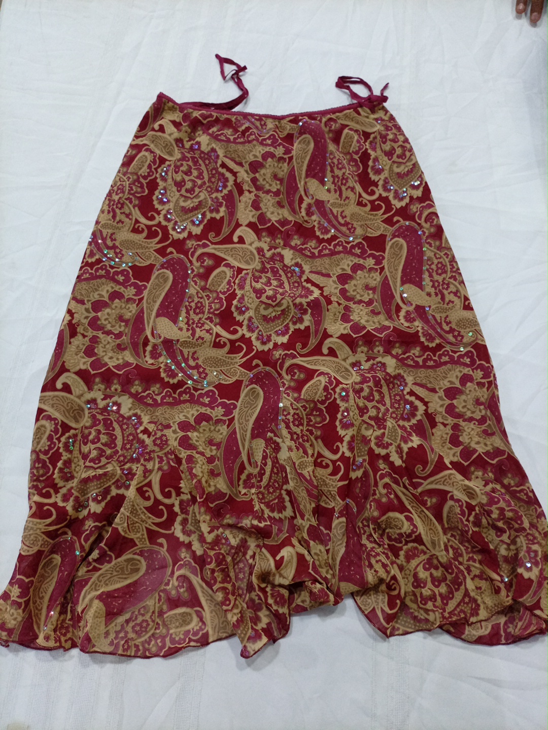 Jonathan Martin Studio Red and Gold Paisley Print ..