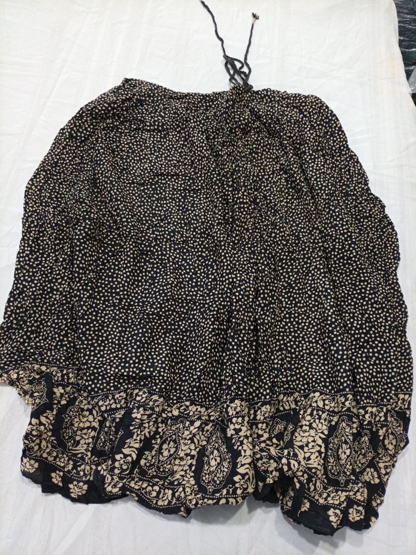 Pacote de Saias de Designer - BCBG, Bershka, Banan..