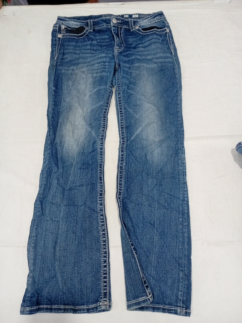 Miss Me Embellished Low-Rise Bootcut Jeans Size 32