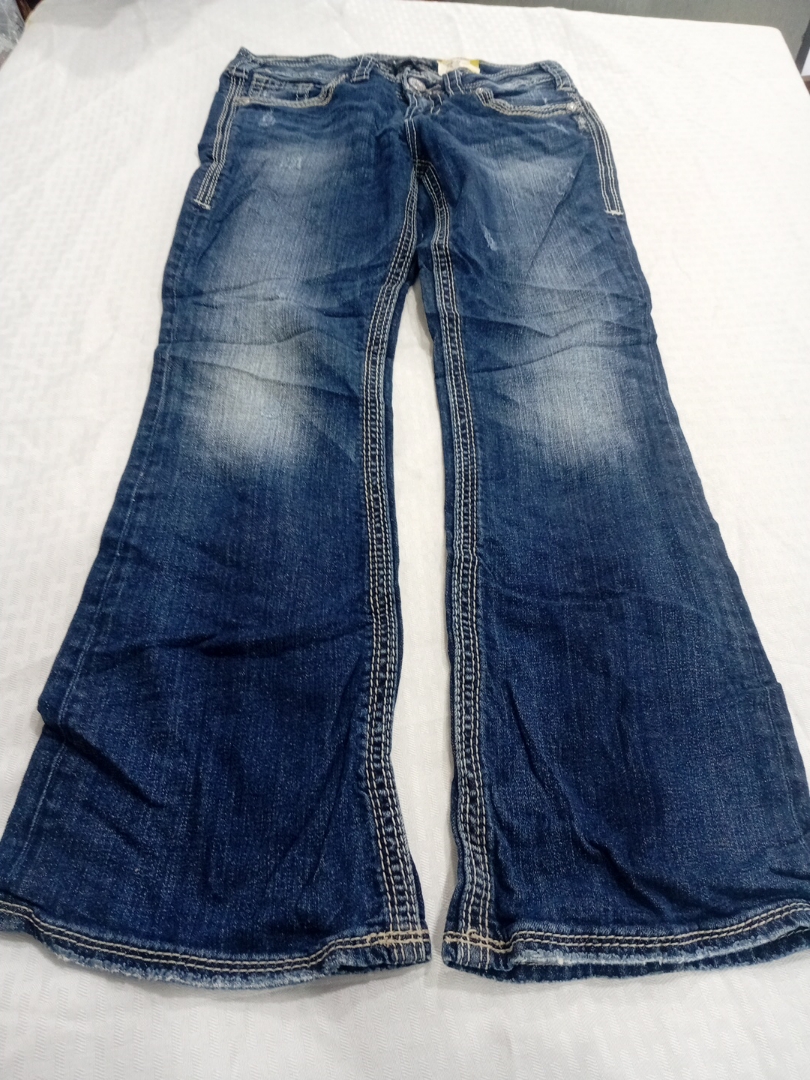 Silver Jeans Women's Bootcut Denim Jeans Size 31 D..