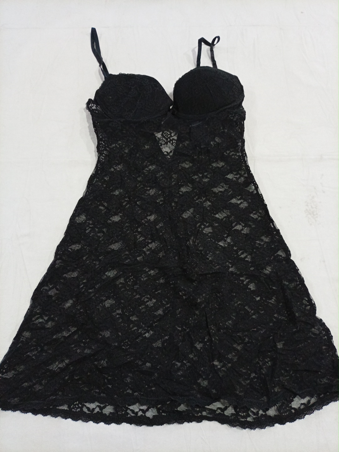 H&M, Guess & Autres Ensembles de Robes pour Femmes..