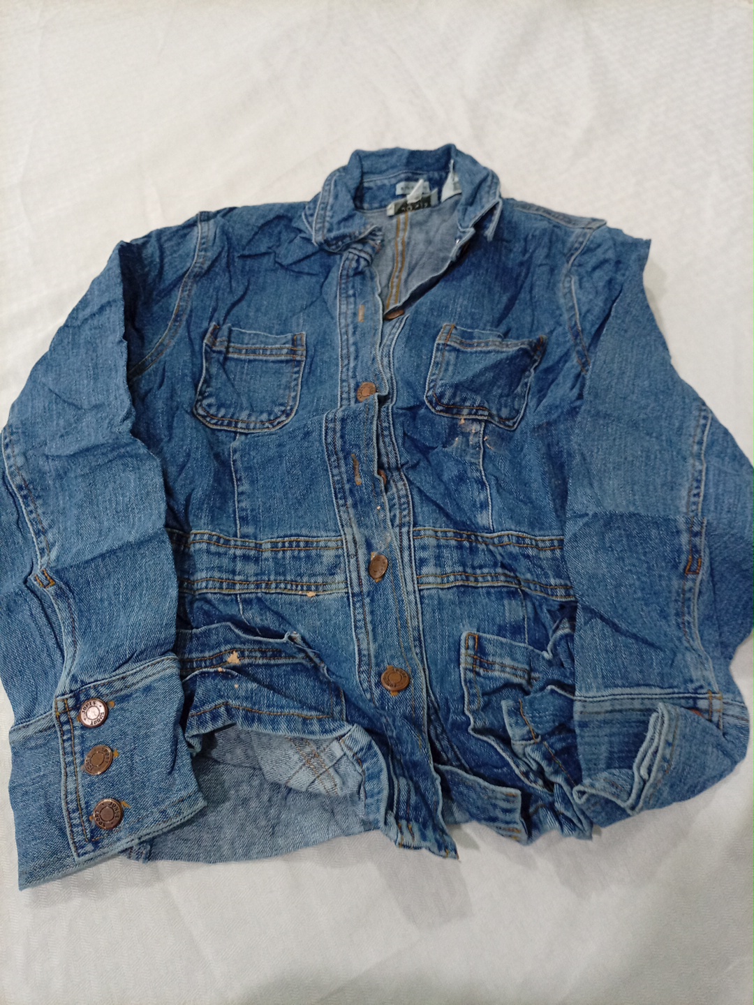 Vintage Jones Denim Jacket with Button Front and P..
