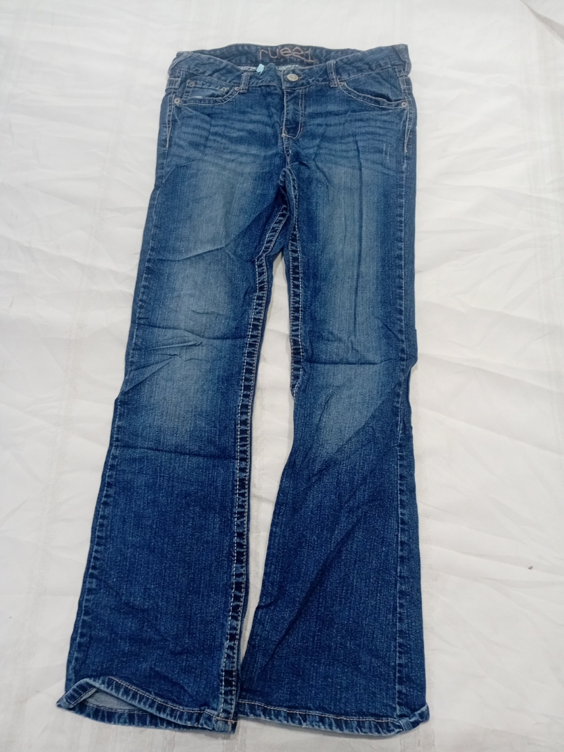 Rue21 Women's Bootcut Jeans in Dark Wash Denim