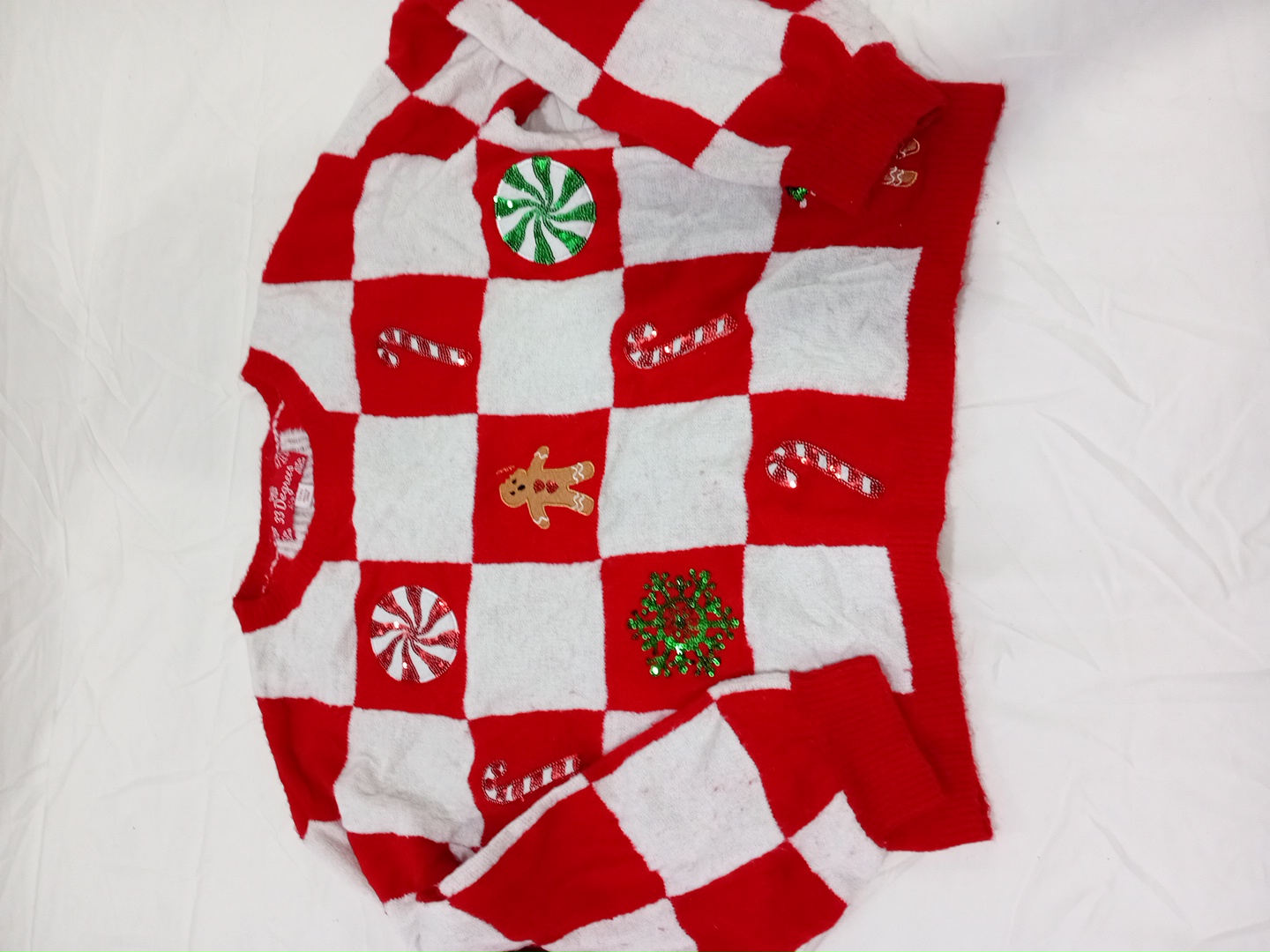 33 Degrees Christmas Sweater Bundle 7pcs Festive K..