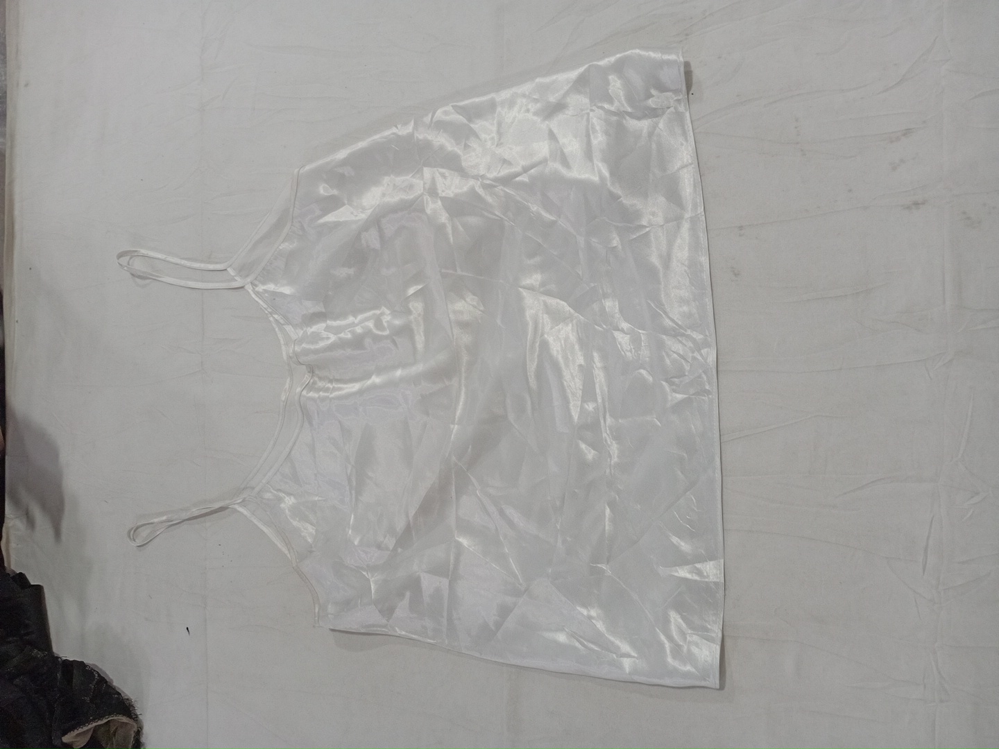 Top en satin blanc sans marque