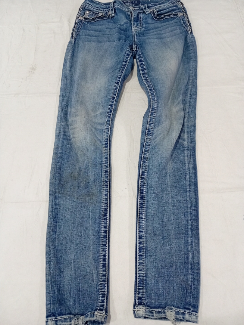 Miss Me Low-Rise Skinny Jeans