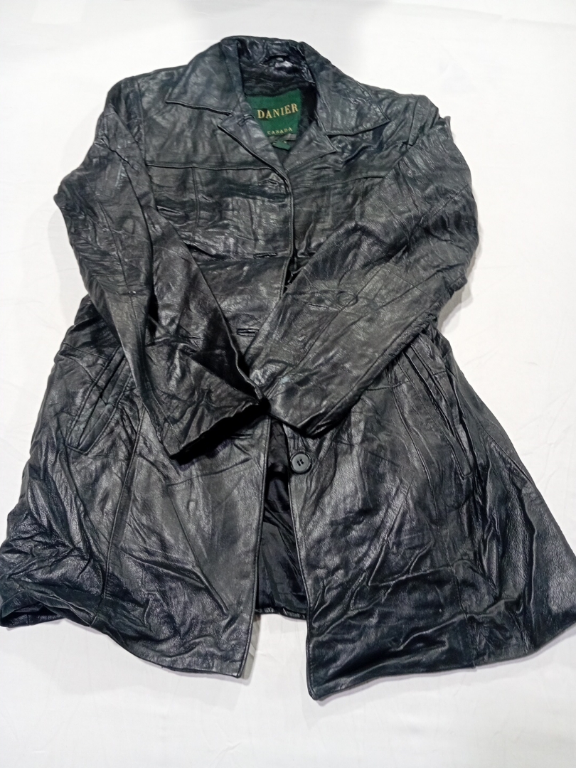 「Danier Leather Jacket」