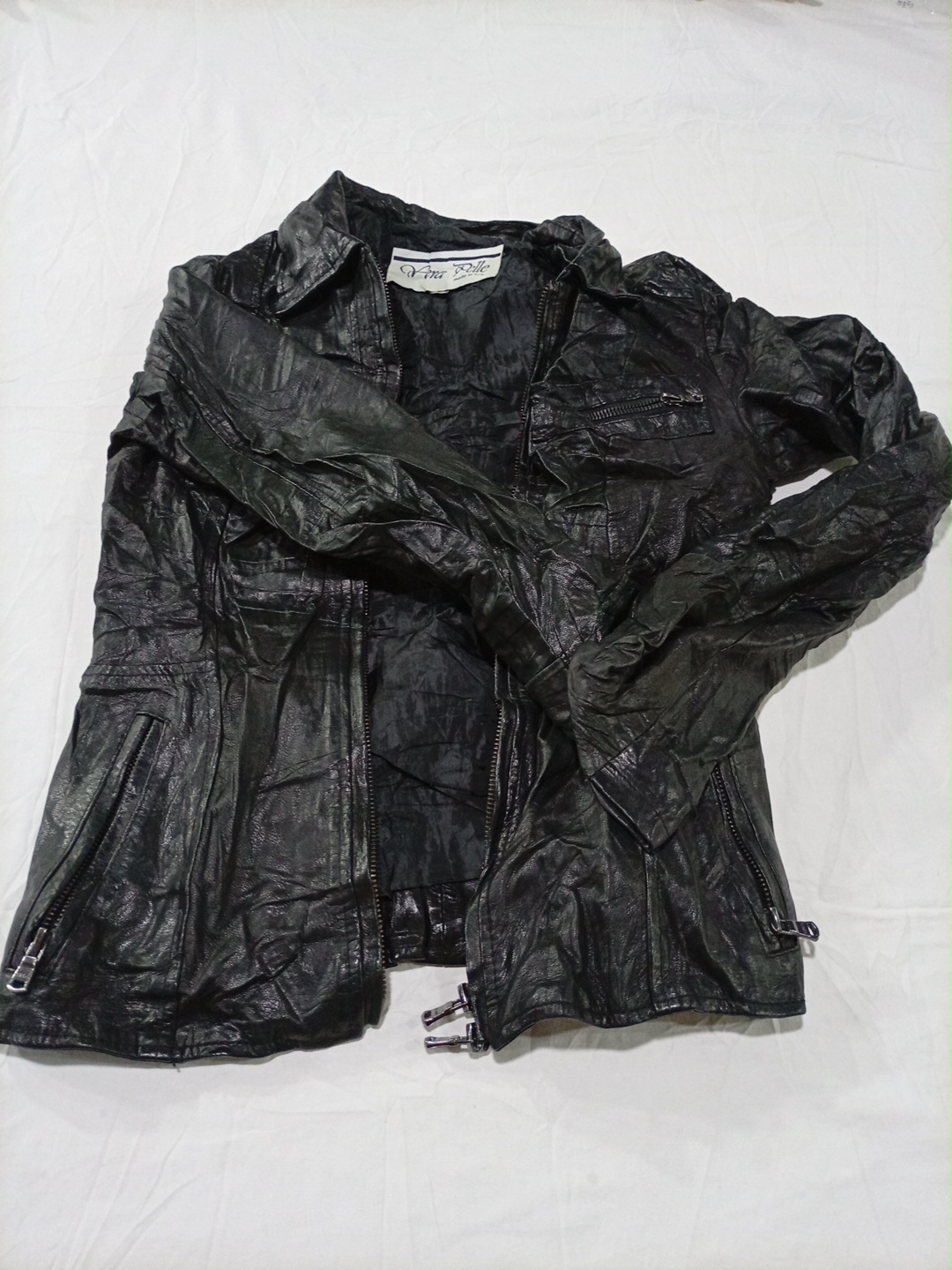 ヴェラ・ペレ ブラックレザー ジャケット