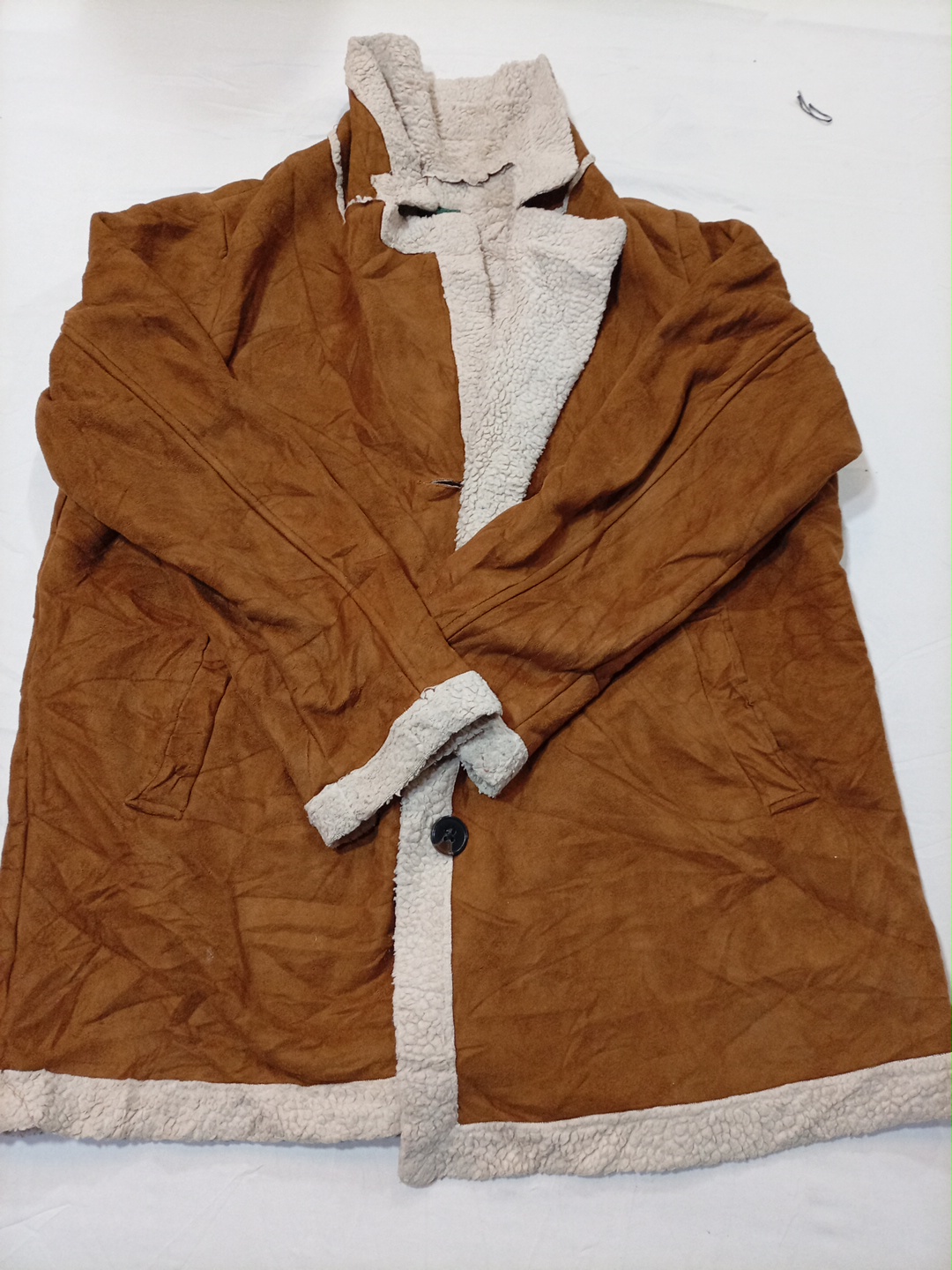 Giacca marrone foderata in sherpa