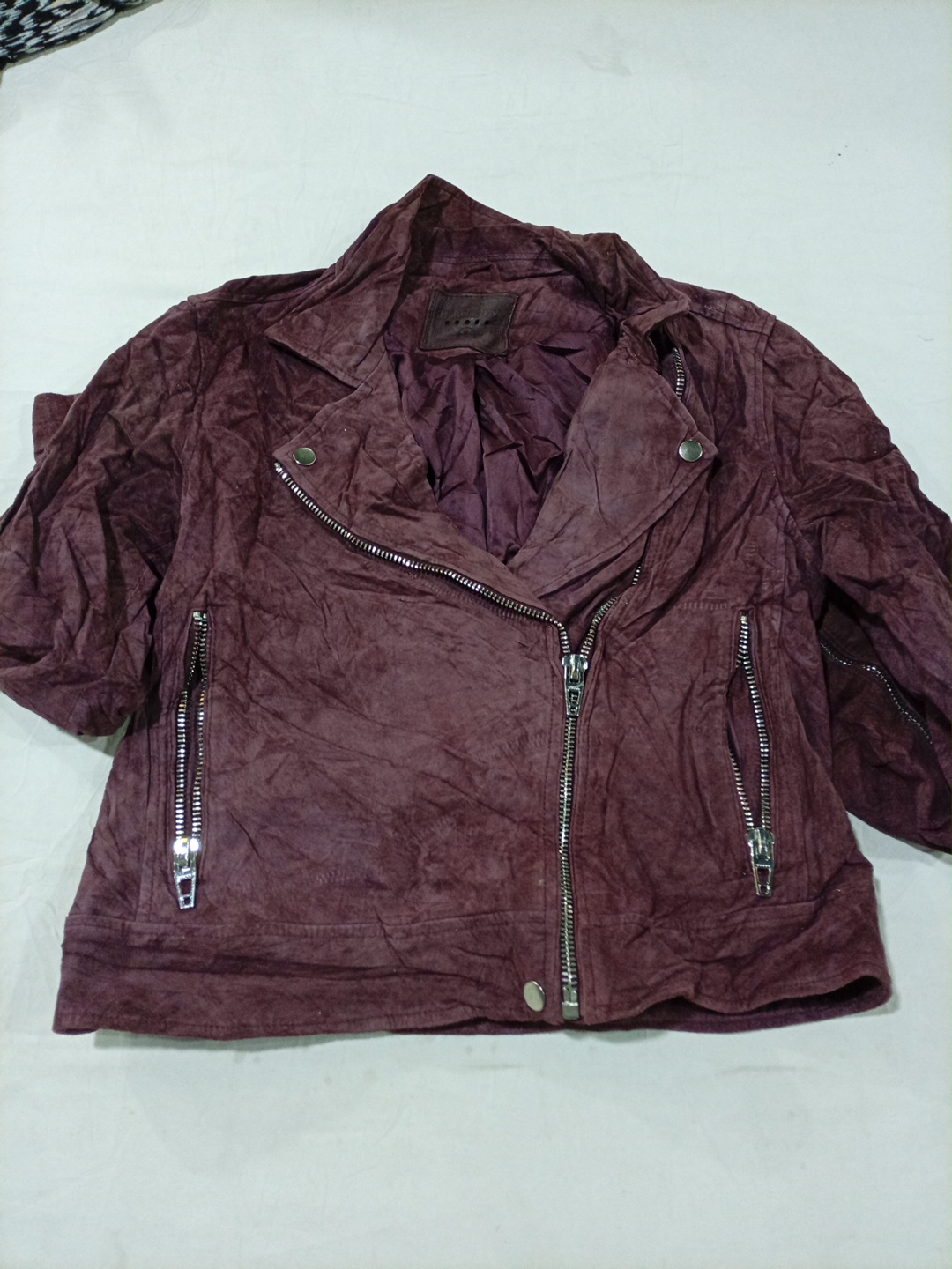 Veste en daim violet