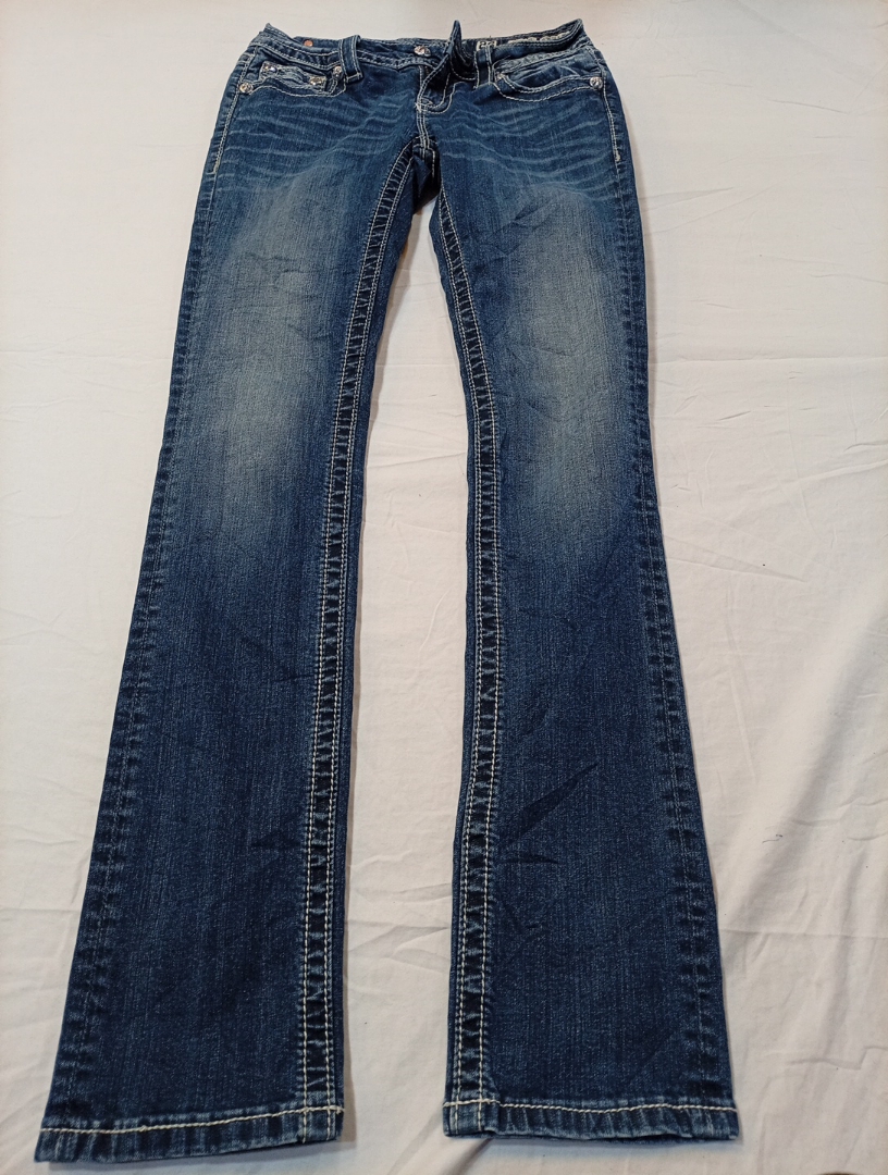 Miss Me Bootcut verzierten Jeans