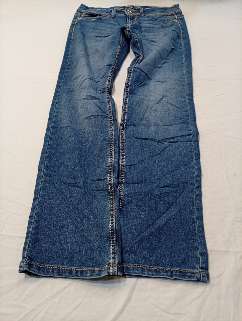 UQ Jeans
