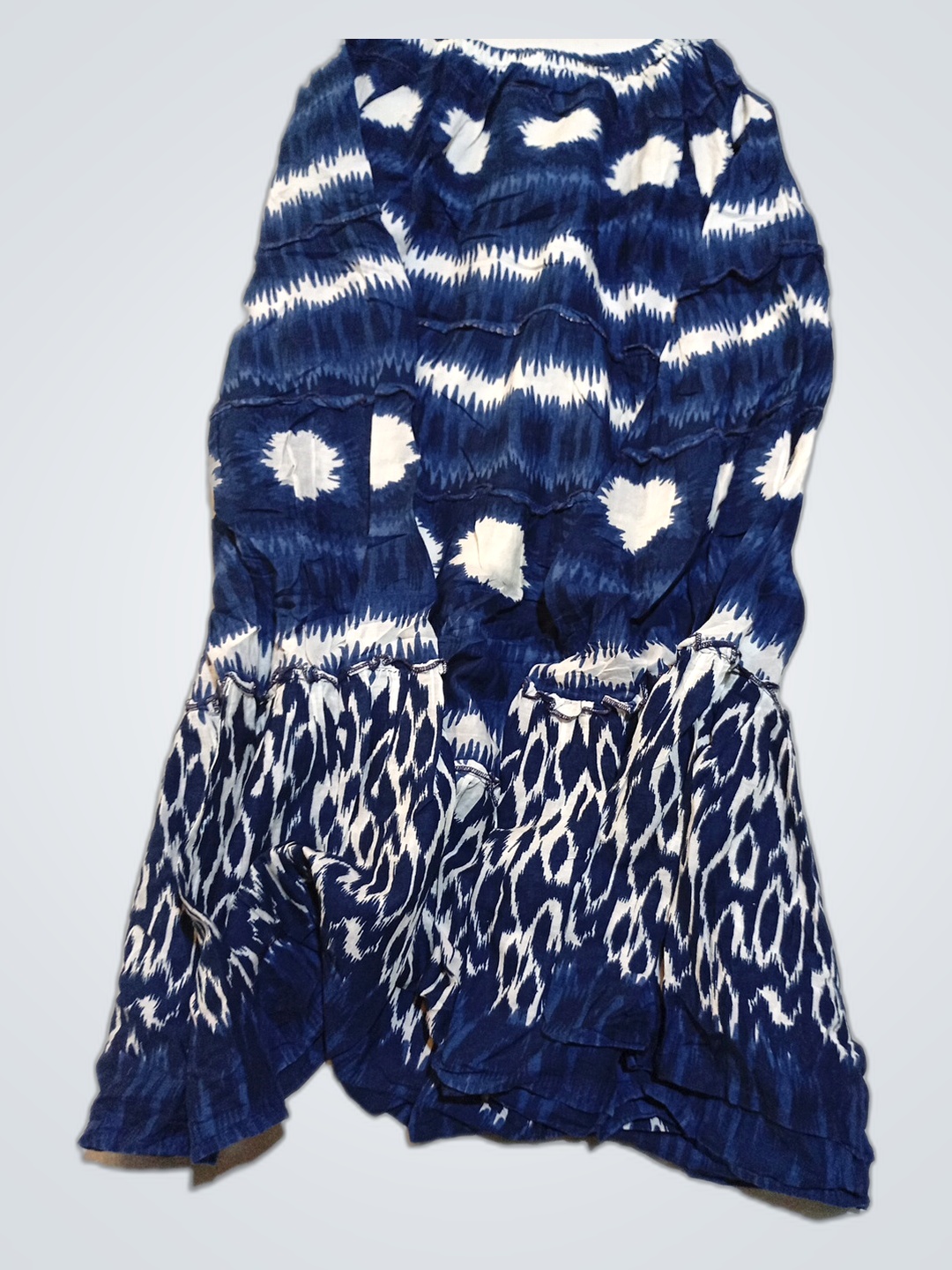 Roupa Tie-Dye Azul e Branca