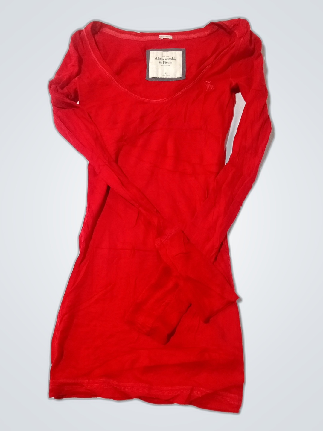 Camiseta Vermelha de Manga Longa Abercrombie & Fit..