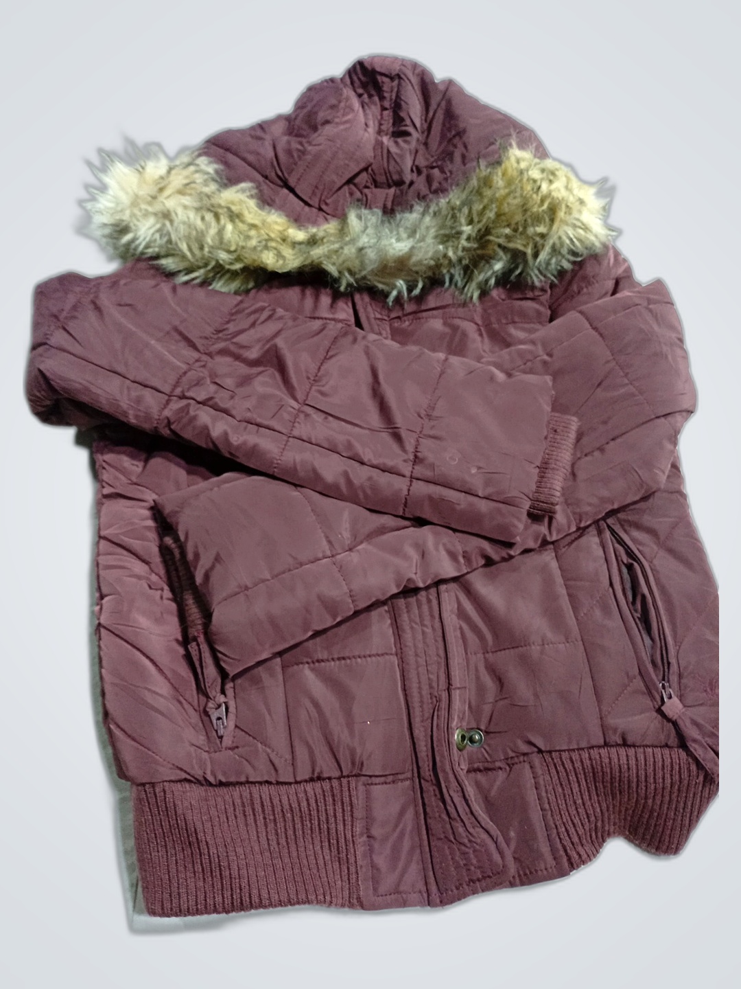 Jaqueta Puffer da American Eagle Outfitters