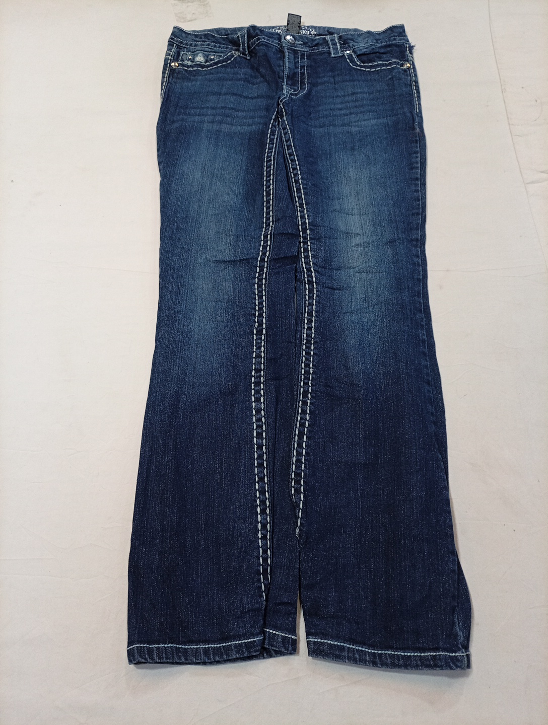 Jean de corte bootcut Paisley Sky y más paquete de..