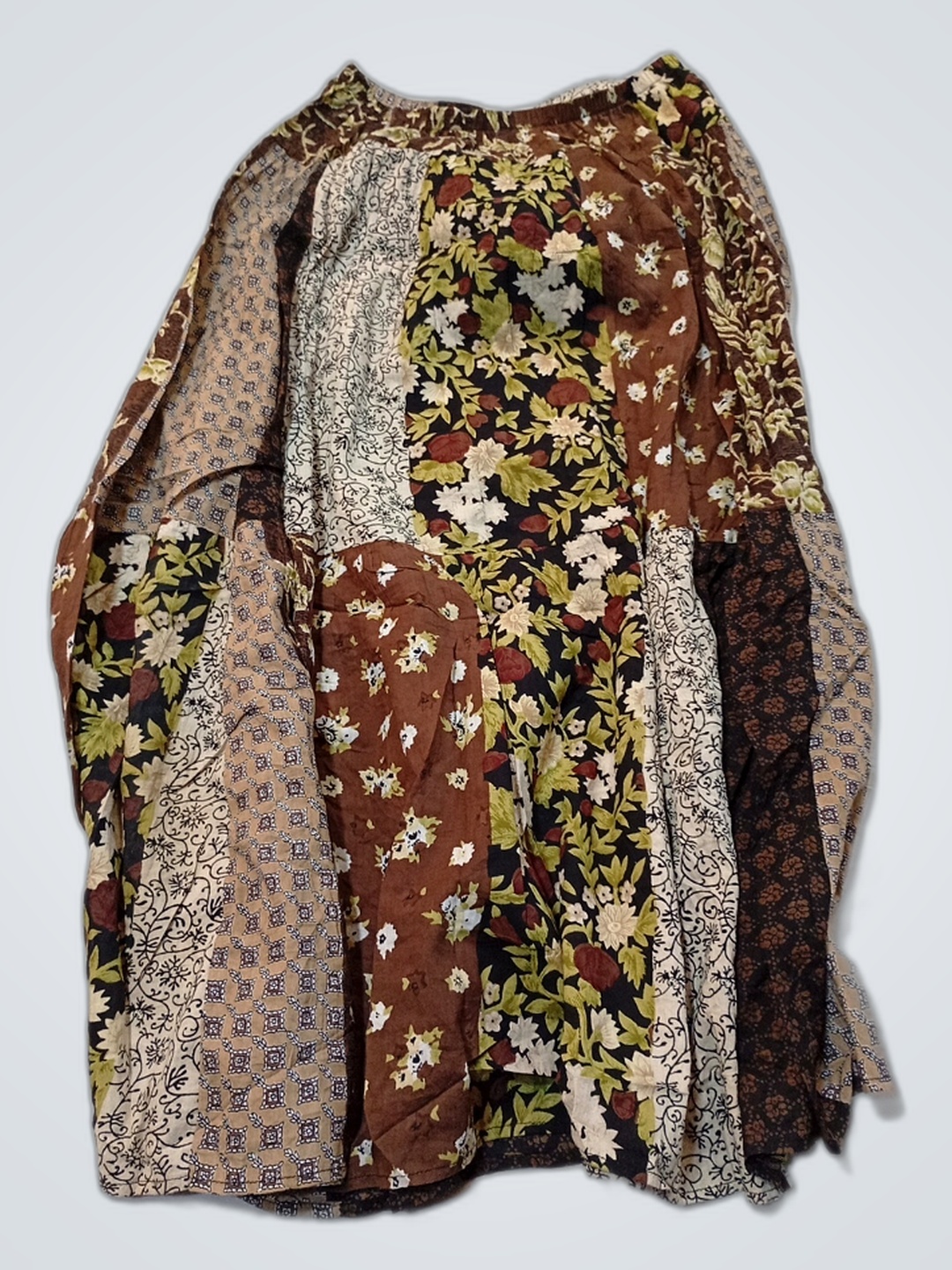 Robe en patchwork floral