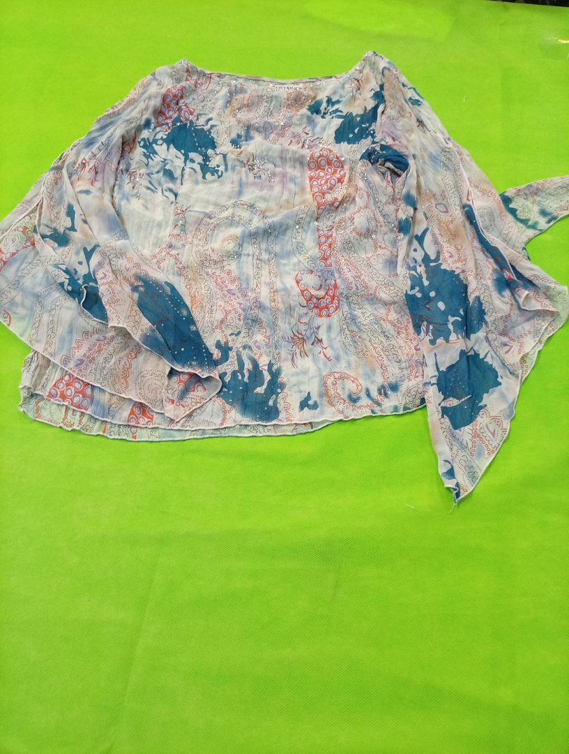 Blusa con motivo floreale