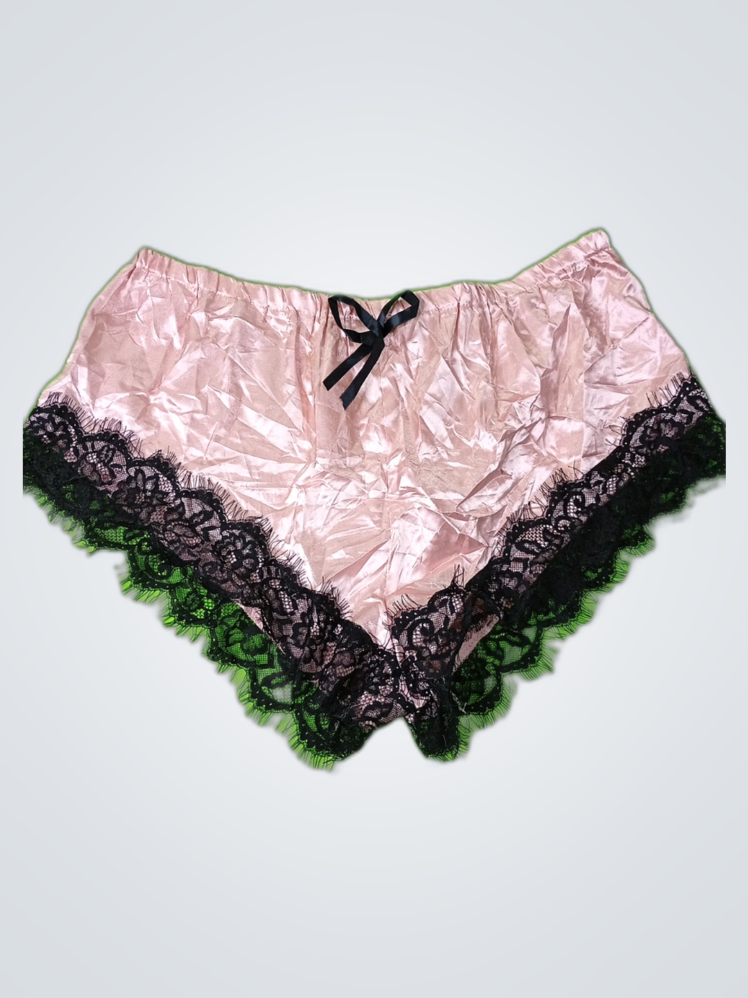 Shorts Rosa com Renda