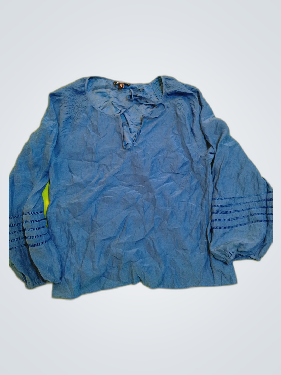 Chemise à manches longues bleue