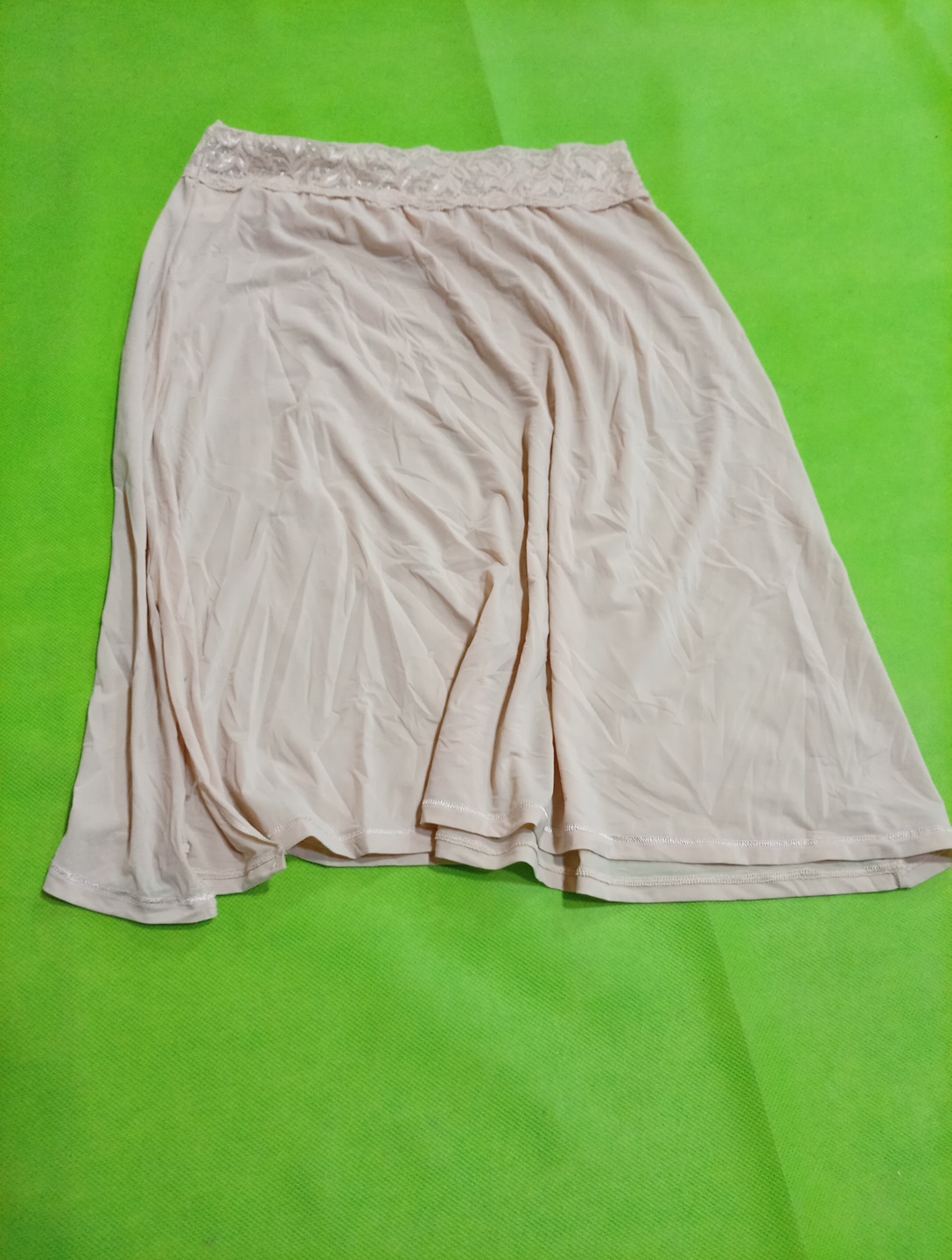 Gonna di pizzo beige