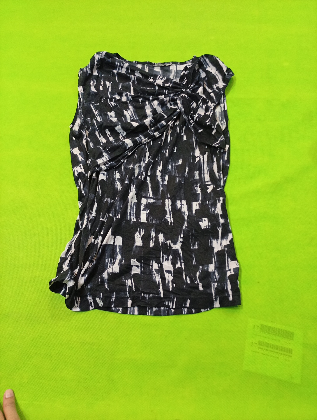 Black and White Patterned Top