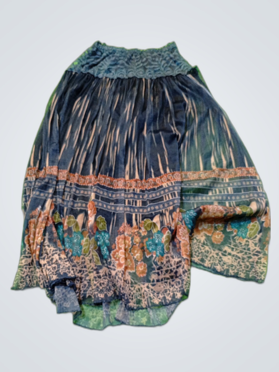 Saia Maxi Impressa Sem Marca