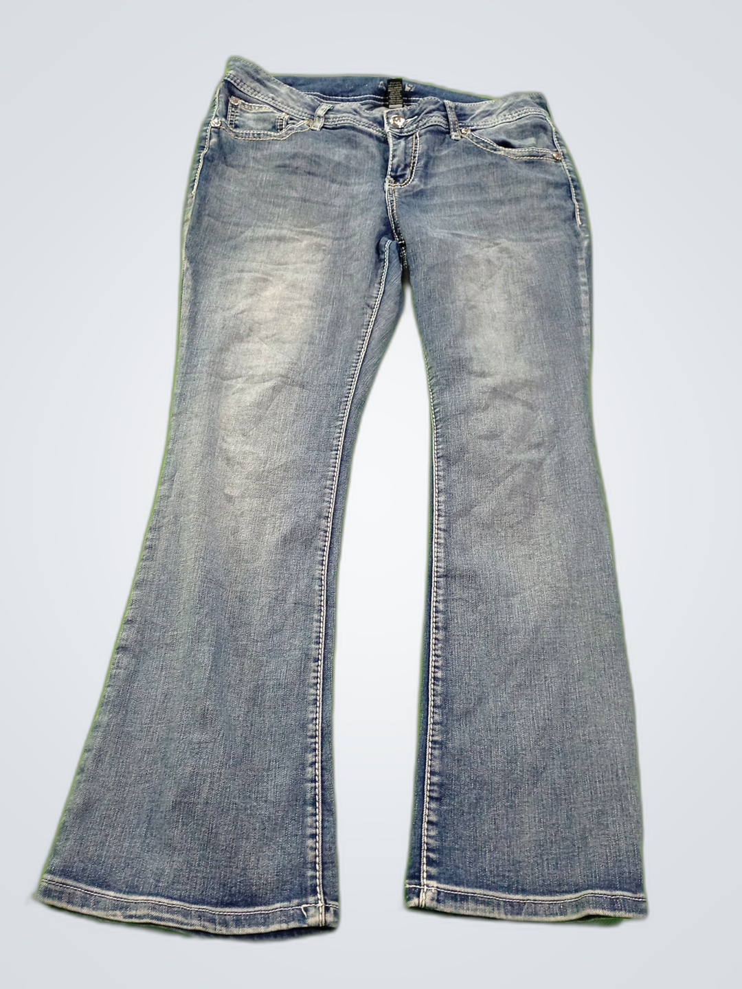Apt 9 Light Wash Flare Jeans
