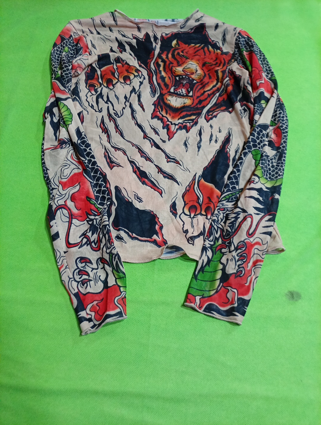 Unbranded Dragon Tiger Graphic Long Sleeve Top