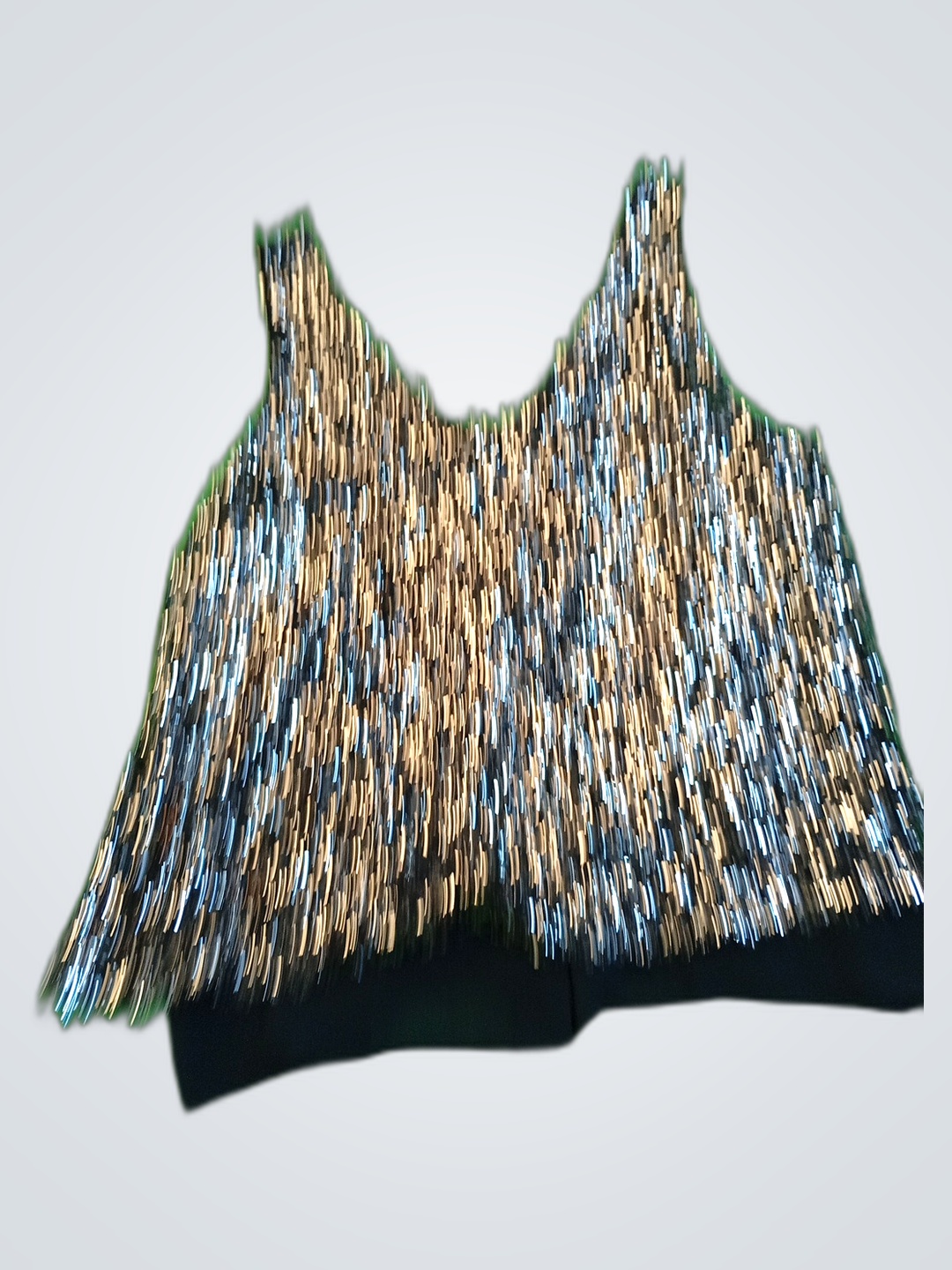 Blusa negra con lentejuelas de One Clothing