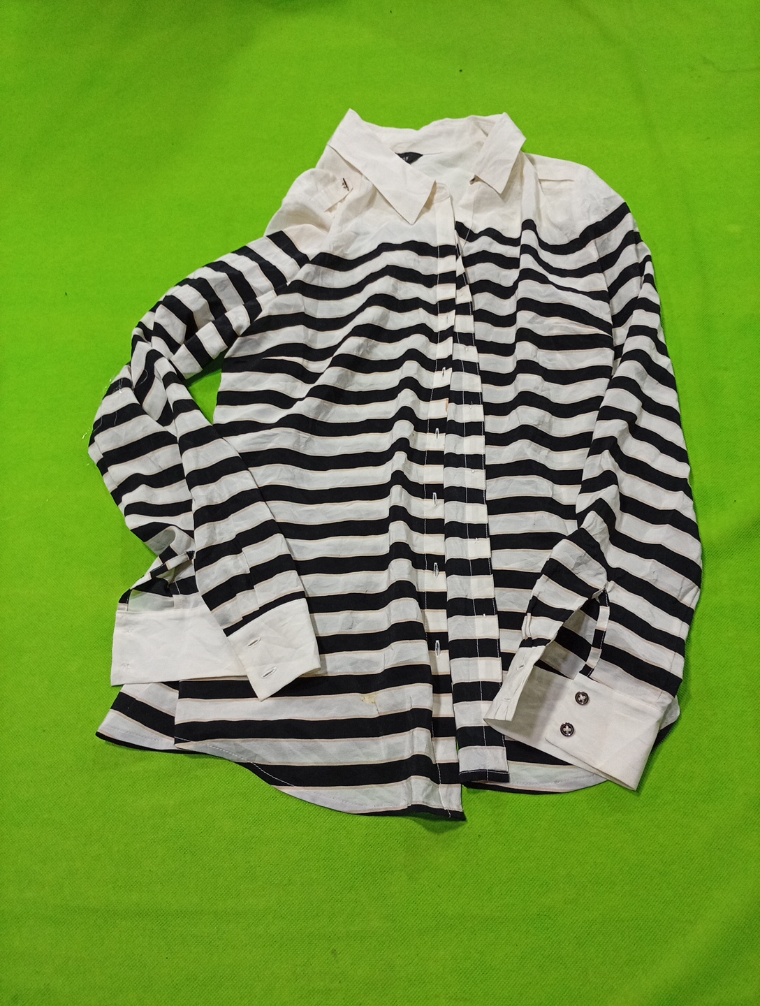 Camisa de botones a rayas White House Black Market