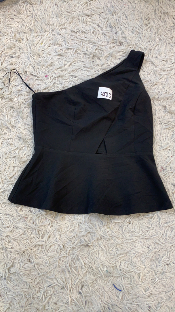 Dynamite Black One-Shoulder Peplum Top