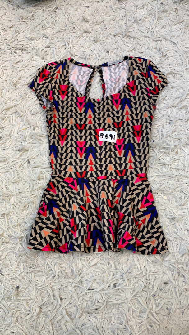 Charlotte Russe geometrischer Druck Mini-Kleid