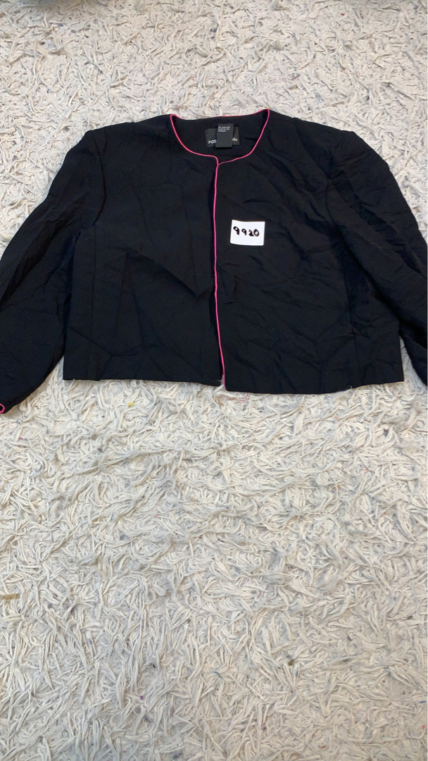 Positive Attitude Cropped Blazer