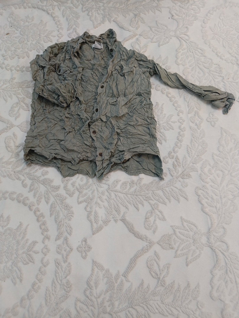 Old Navy Crinkle Button-Up Shirt