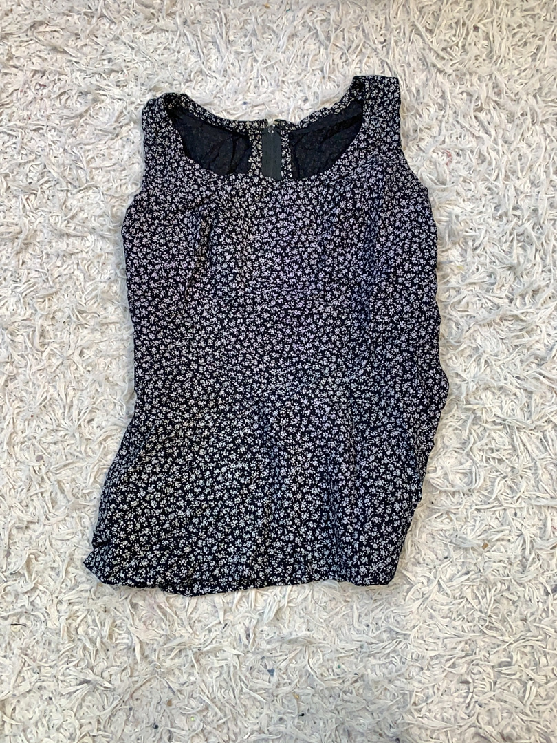 Floral Print Sleeveless Top