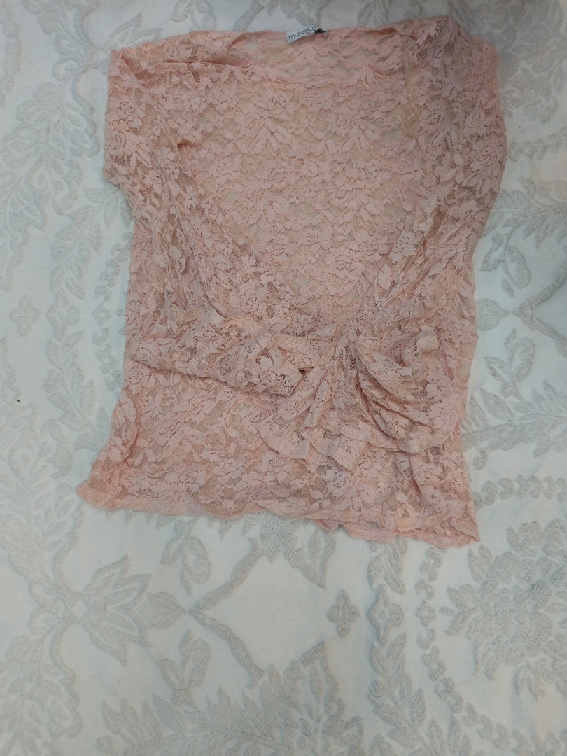 Moa Moa Lace Top