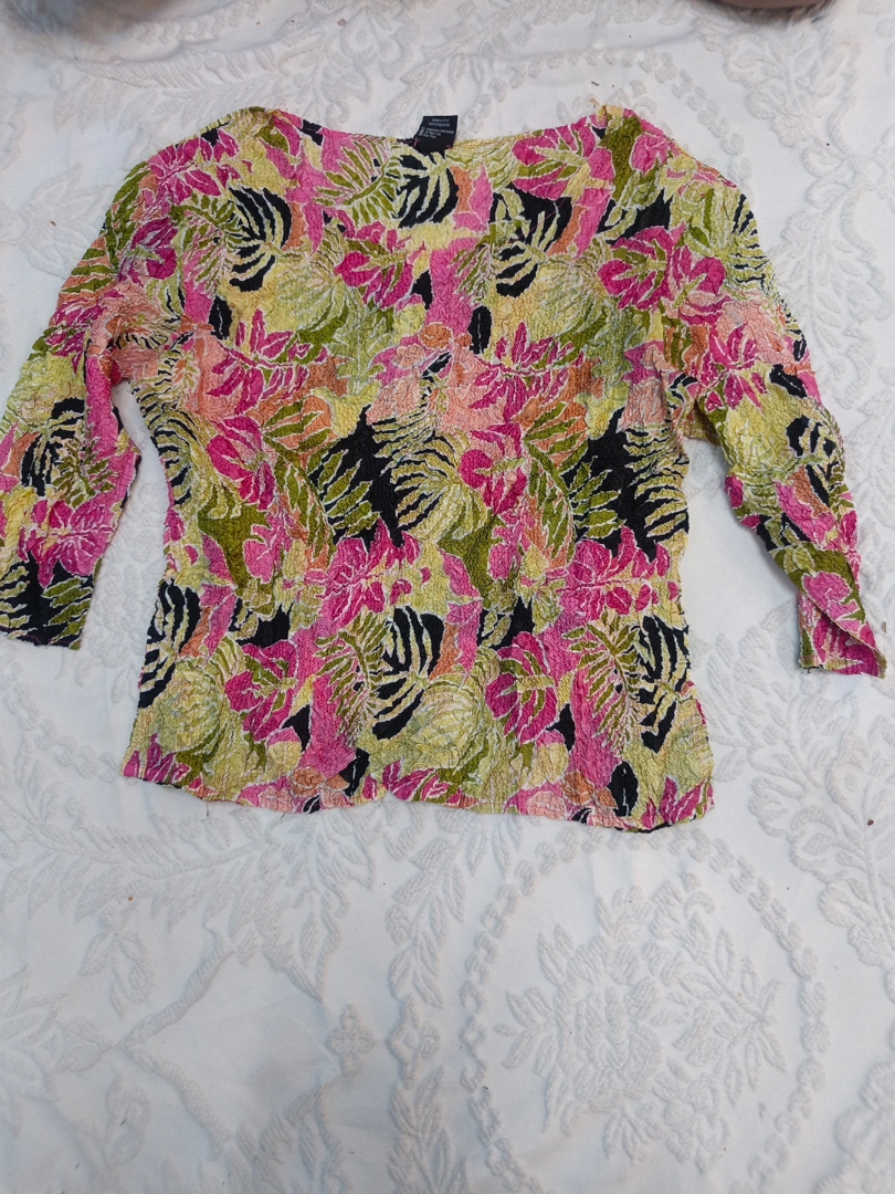 Magic Scarf Floral Print Top